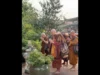 Буддийские монахи начинают путь мира от Форт-Уорта до Вашингтона